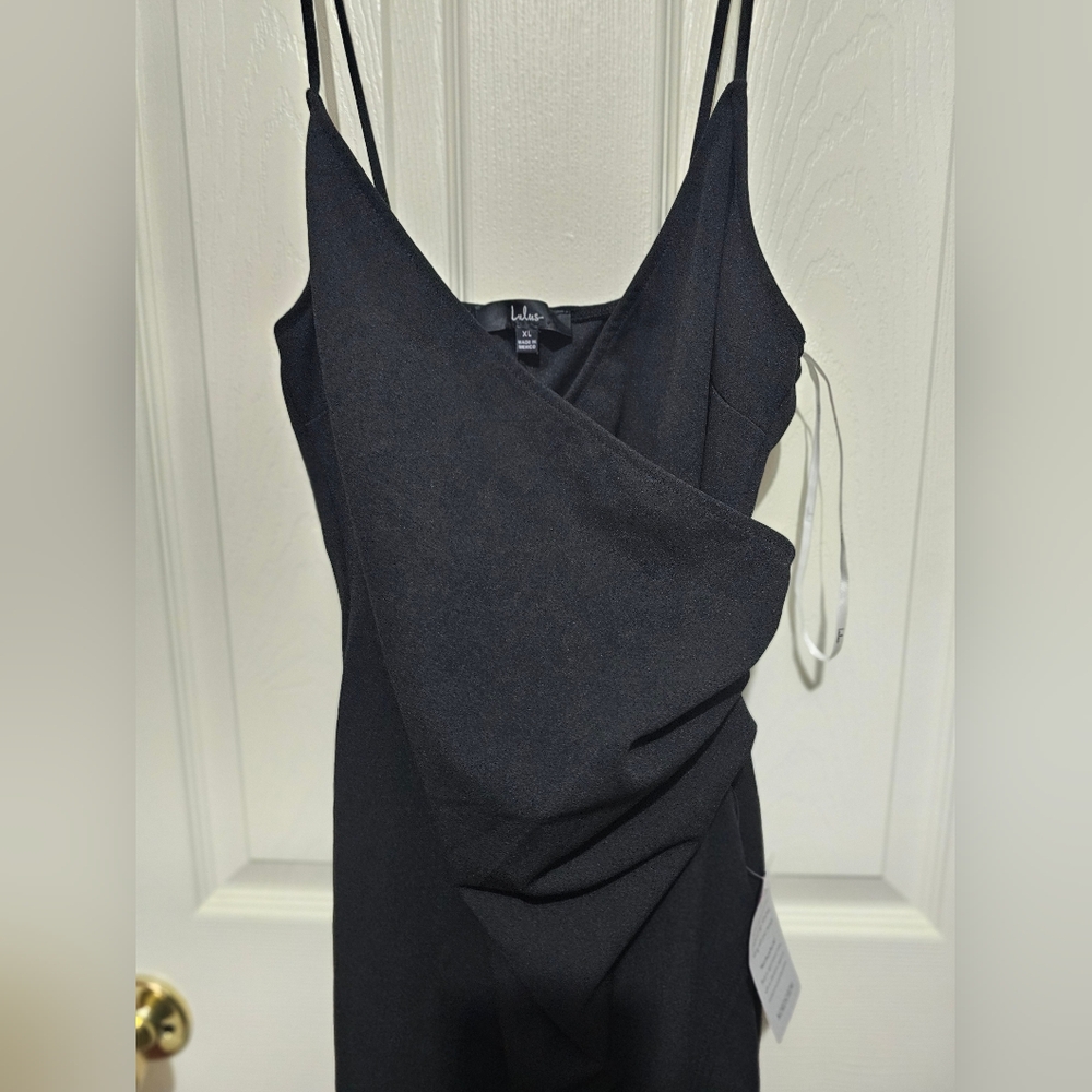 Dress - Picture 2 of 4